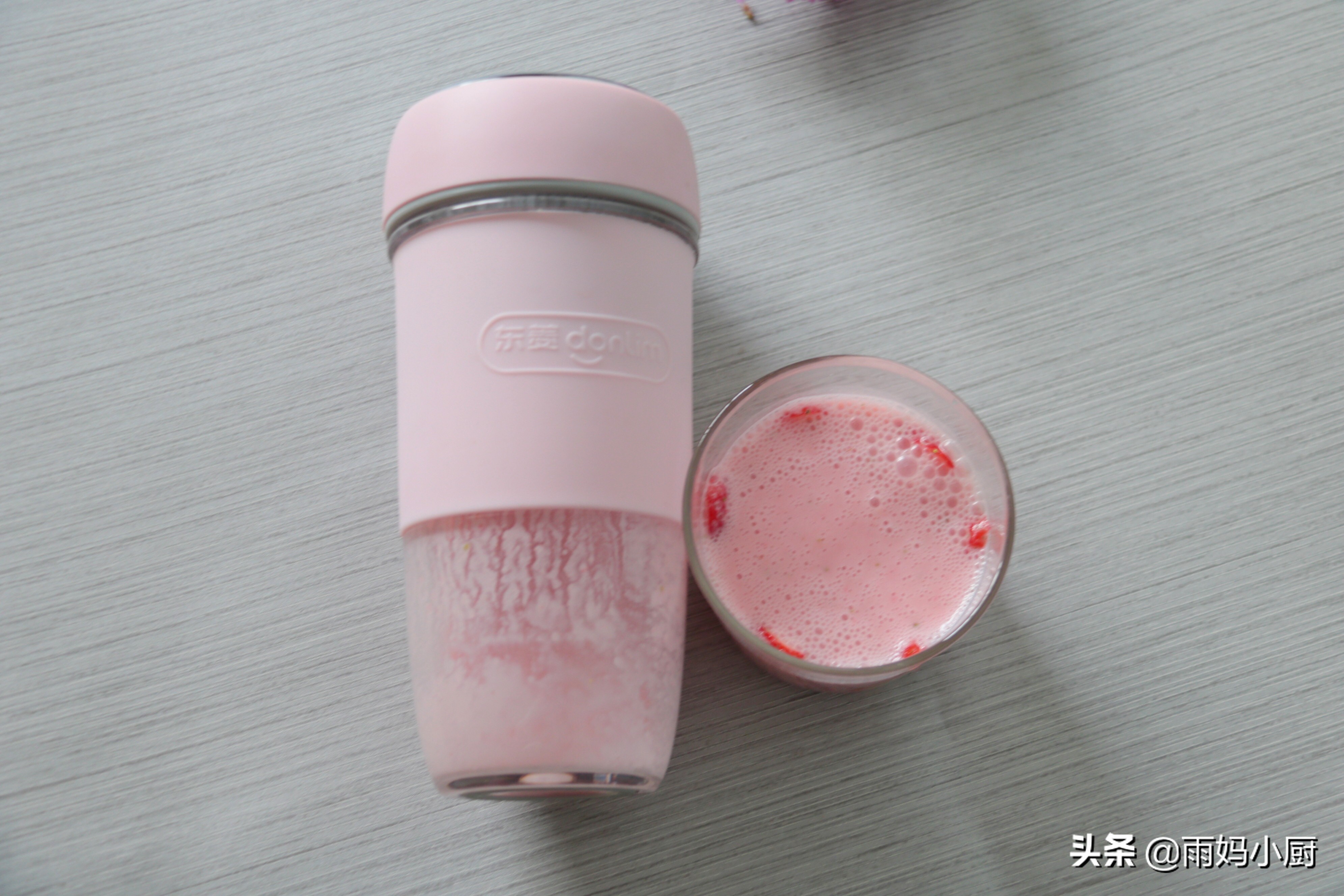 自制水果奶昔的家常做法,简单自制水果奶昔减肥法视频