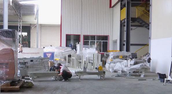 鸿益饲料：增资扩产助推企业发展“节节高”