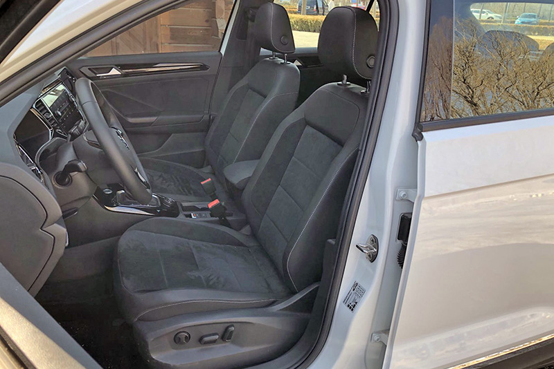 一汽大众探歌suv,大众suv探歌低配落地多少钱