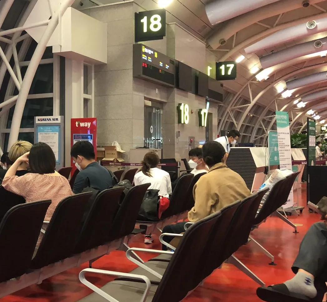 韩国转机回国全过程,韩国回国登机流程及注意事项视频