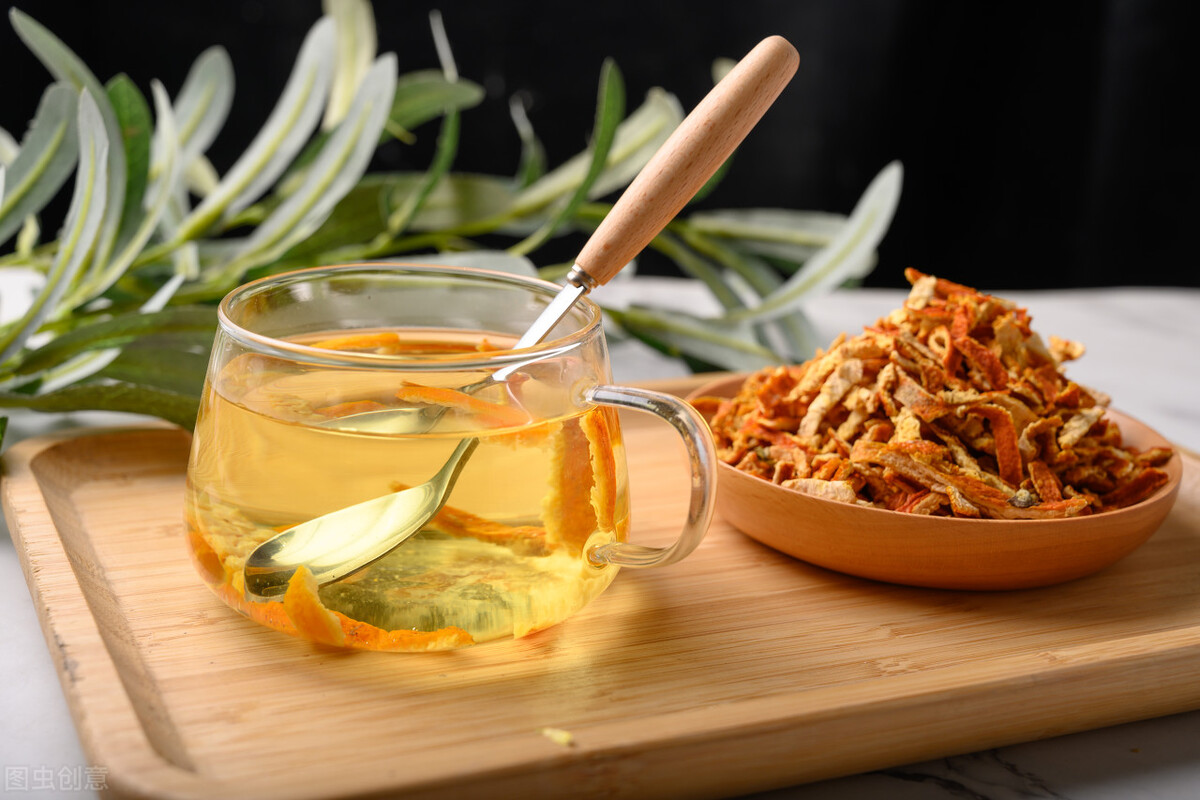 陈皮泡水喝的功效和作用有哪些,陈皮泡水喝治胃气