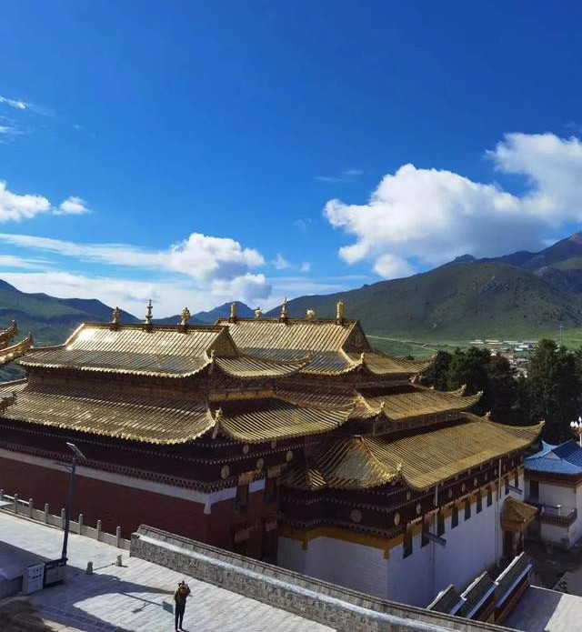 退休的生活丰富多彩幸福快乐,退休生活开启新的快乐生活