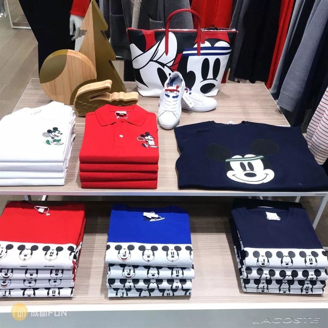 moschinohm合作款,hm和星际联名