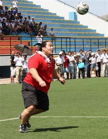 这个日本万人敬仰的小哥,要成为蒙古国总统了?