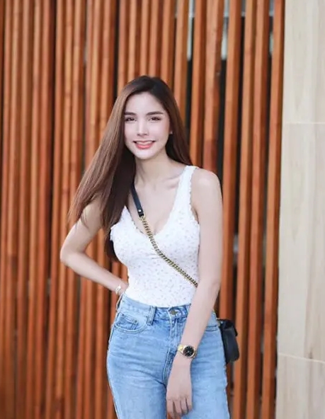 泰国小伙整容30次变成高富帅,泰国小伙公开整容变性