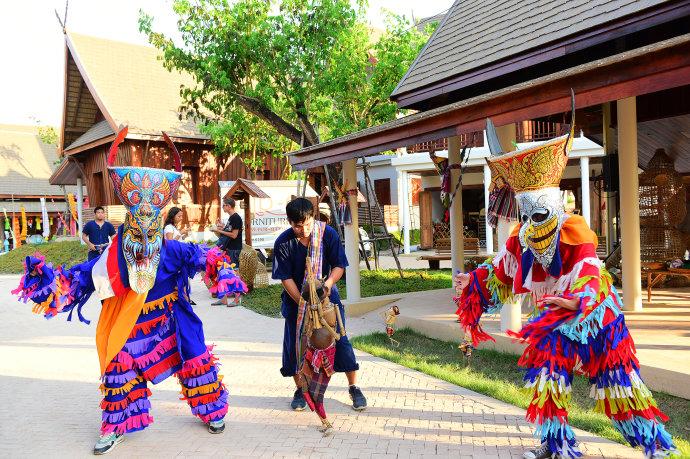 泰国暹罗古城打卡,超过半数中国游客前往泰国