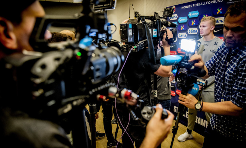 足球是女友,欧冠主题曲当闹铃,挪威超新星48分钟一球冠绝欧洲