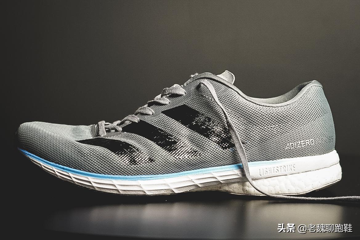 阿迪500跑鞋,500元阿迪跑鞋