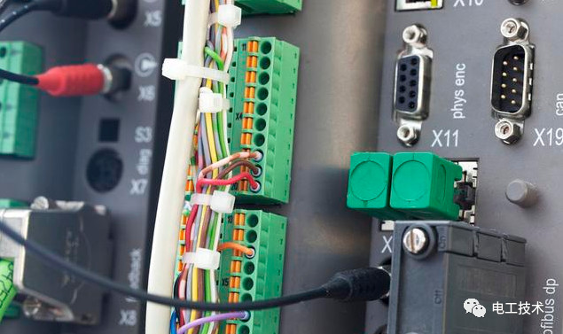 电机经常烧接触器是怎么回事,电机正反转老是烧接触器