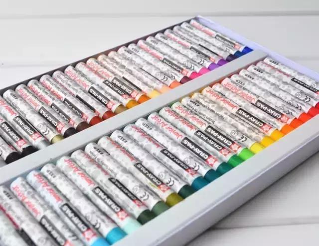 色粉笔表现技法,水溶性粉笔怎么画才亮