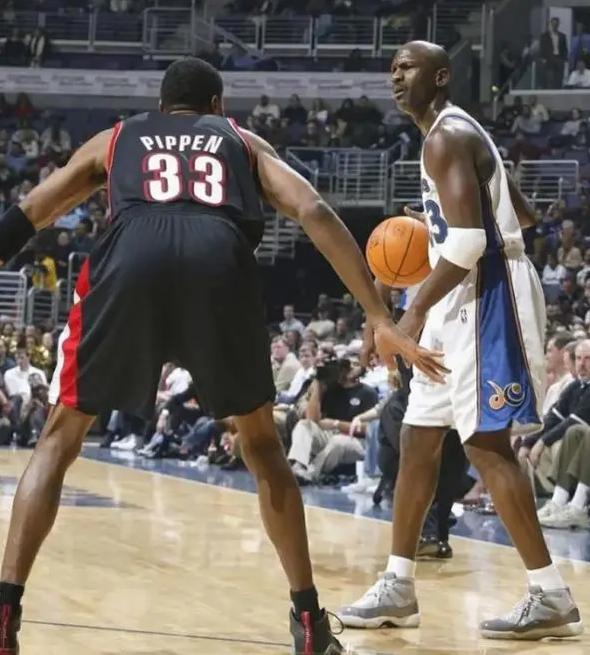 有的照片一眼看上去就感觉不对劲,有些图片看起来很普通