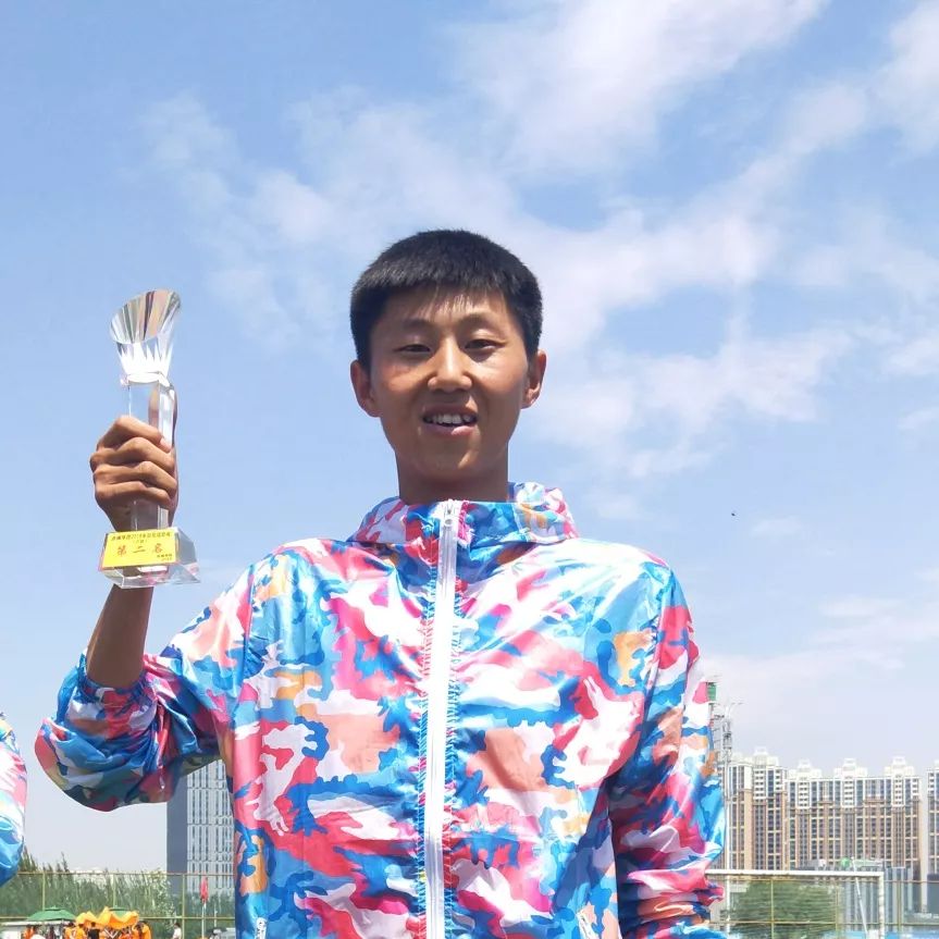 赤峰学院励志奖学金,赤峰学院奖学金