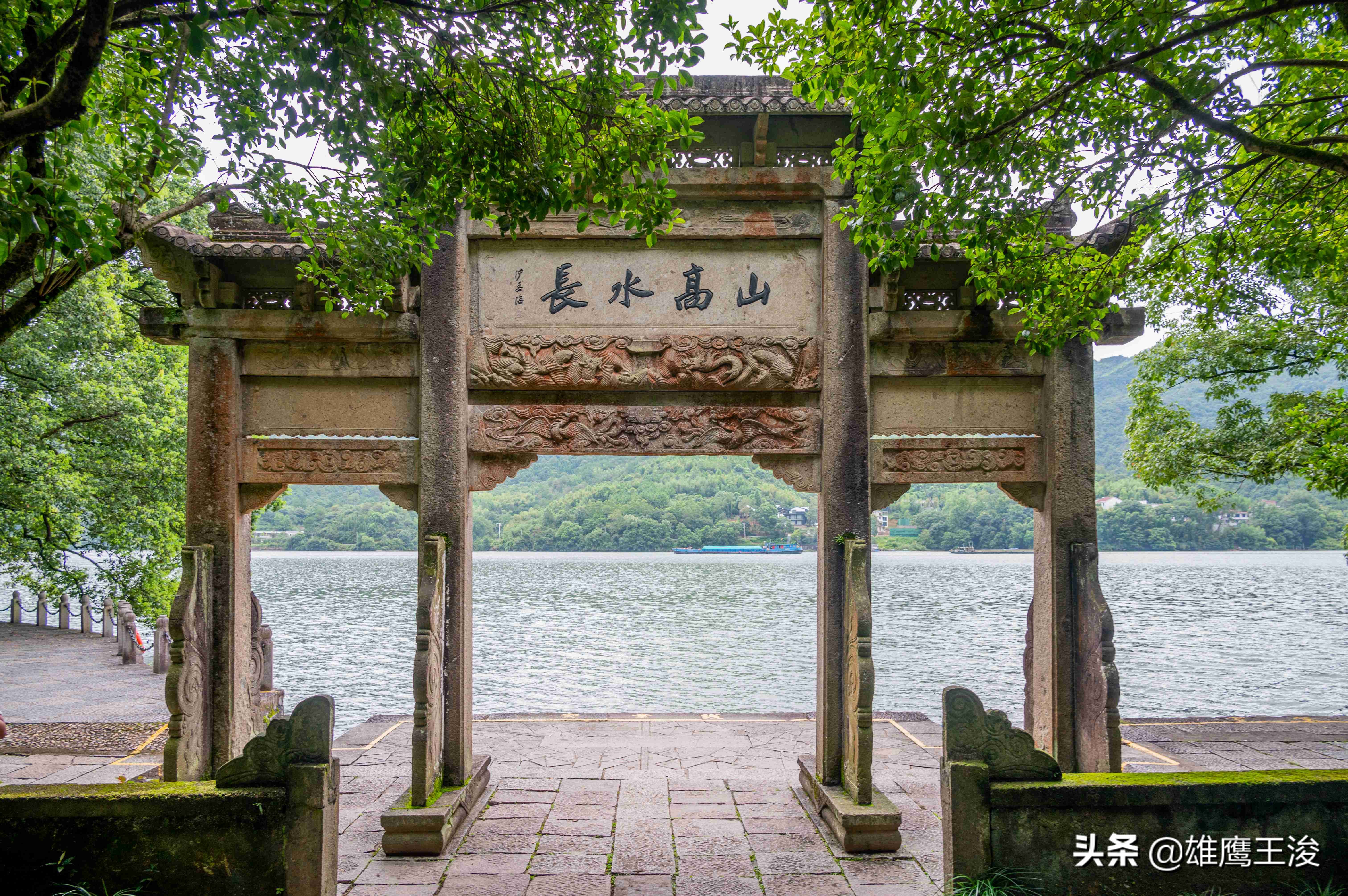 杭州十月周边适合情侣旅游的地方,十月底杭州好玩的地方推荐