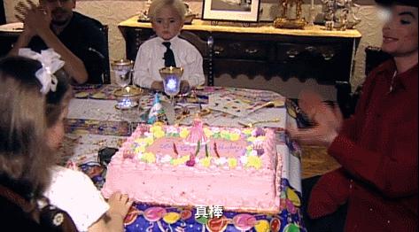 迈克尔杰克逊死后他的孩子去哪了,迈克尔杰克逊去世后三个孩子现状