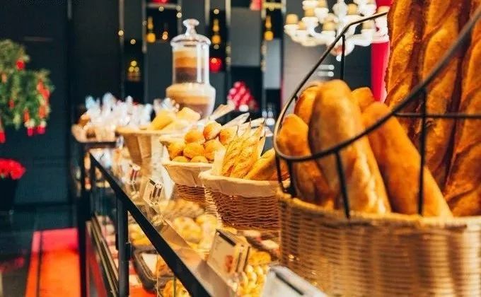 这几条美食街才是人气最旺的地方,最值得去的10条美食街