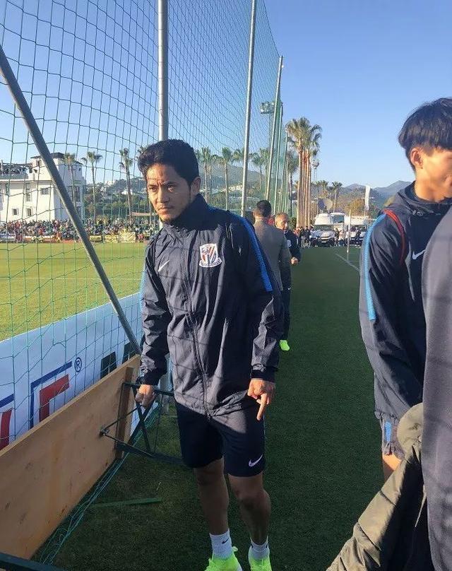 加蓬国脚有没有来申花,申花董事长最新消息