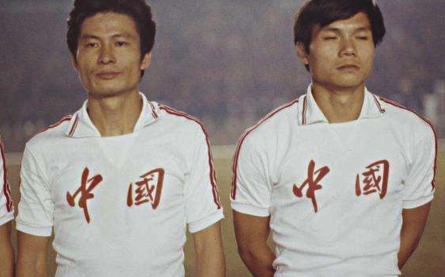 耐克发布中国队球衣,看了国足与越南后感受