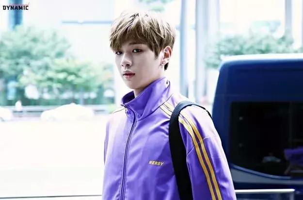 韩国卫衣潮牌,潮牌推荐卫衣