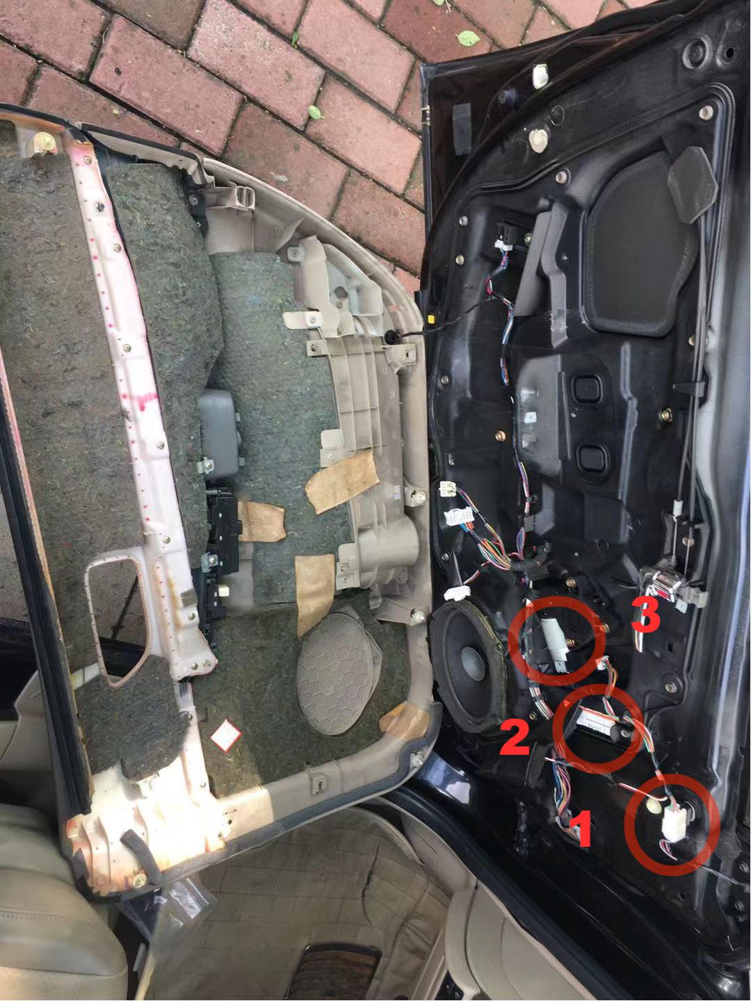 马六主驾驶升降器开关怎么拆,马六右后门玻璃升降器更换