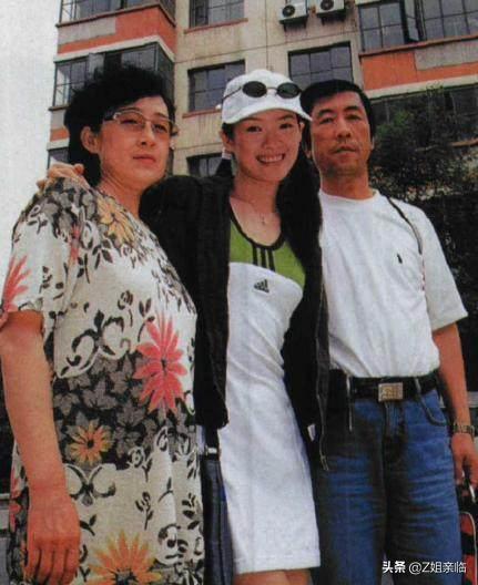 李云迪嫖娼被举报,明星再小心,还是躲不过神秘的朝阳群众