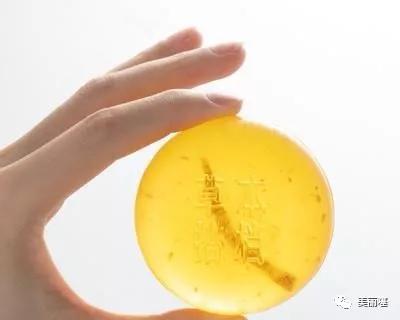 商场一楼都卖化妆品,为什么商场一层都是珠宝化妆品