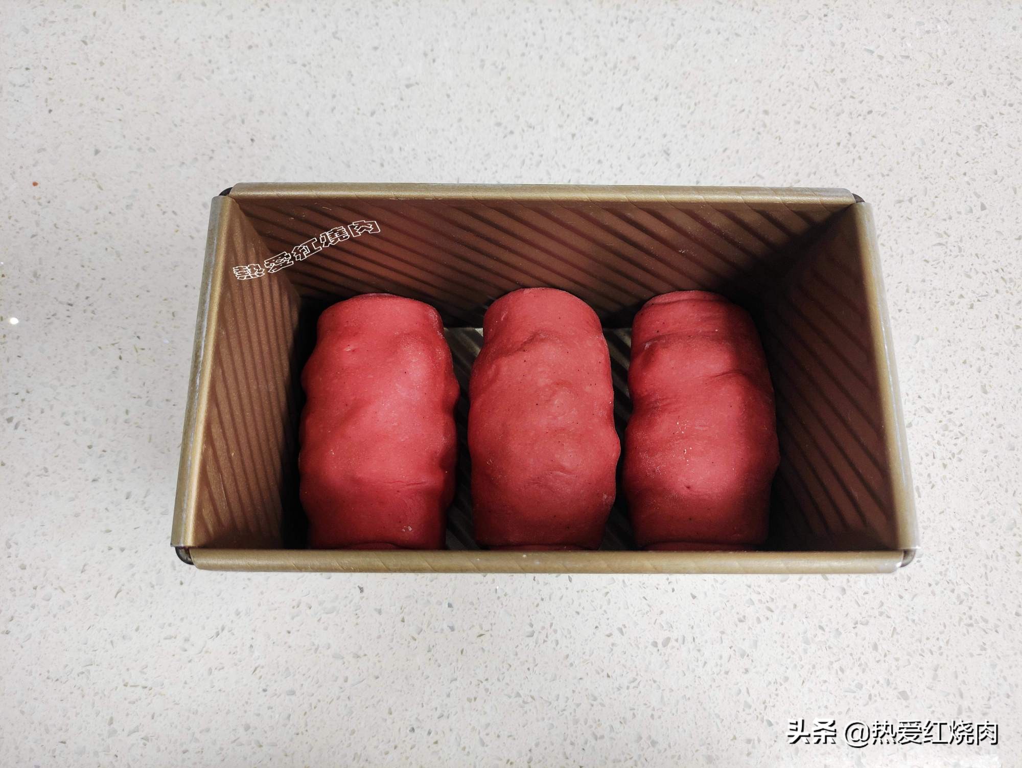 猪油能做吐司吗,烘焙猪油能做什么面包