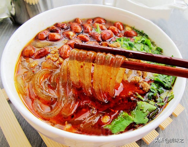 酸辣粉又酸又辣的做法,酸辣粉怎么做又酸又辣还超级好吃
