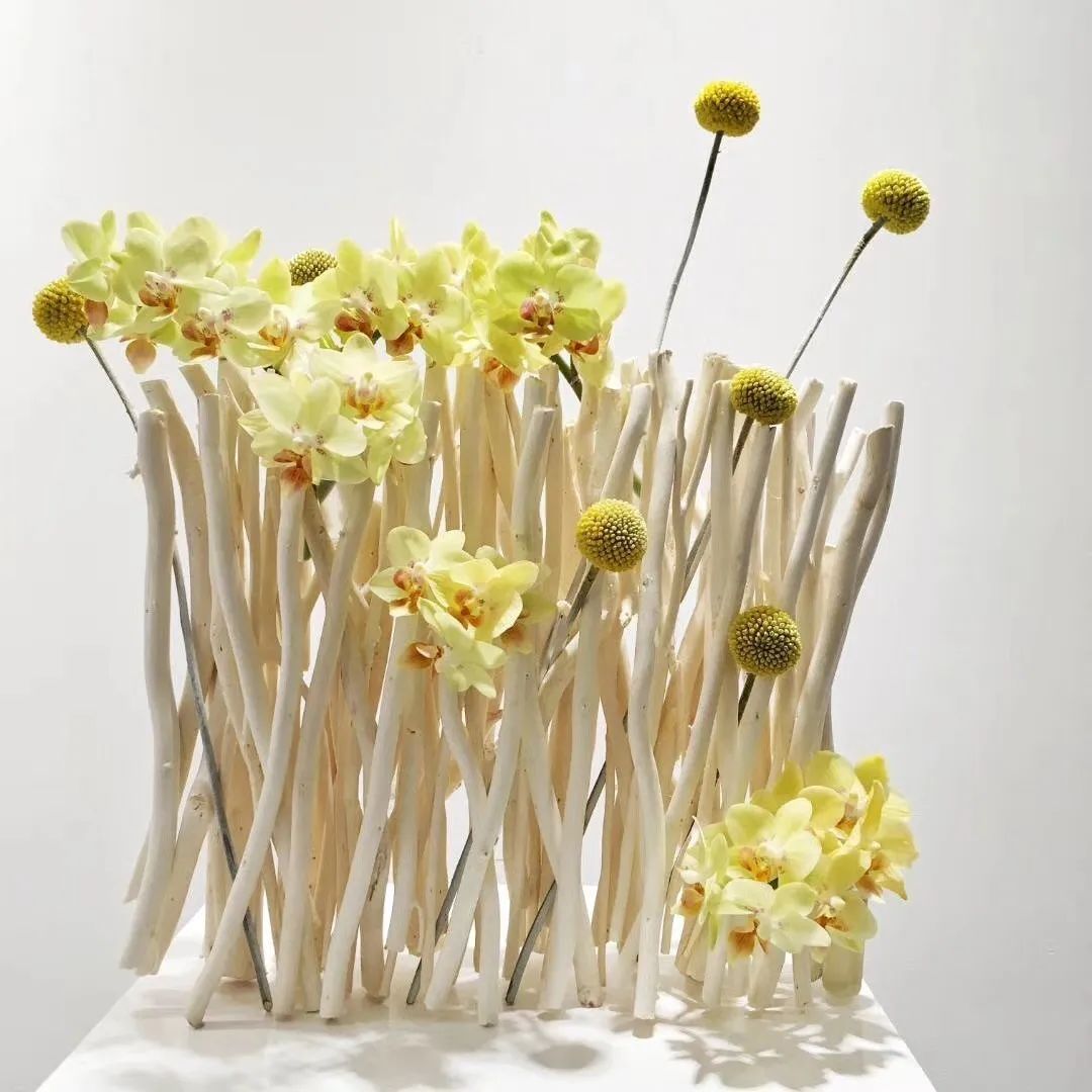 一不小心开了间花店，还和各种大牌合作，真的香