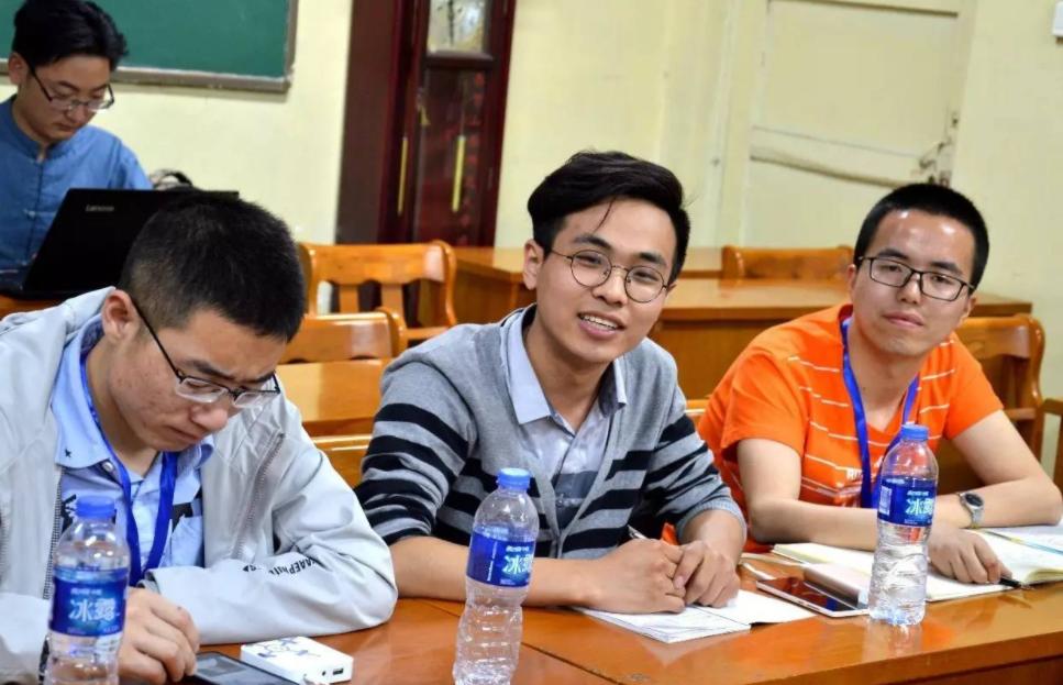 “最受欢迎”男友职业排名，程序员位居前三，公务员被嫌弃了？