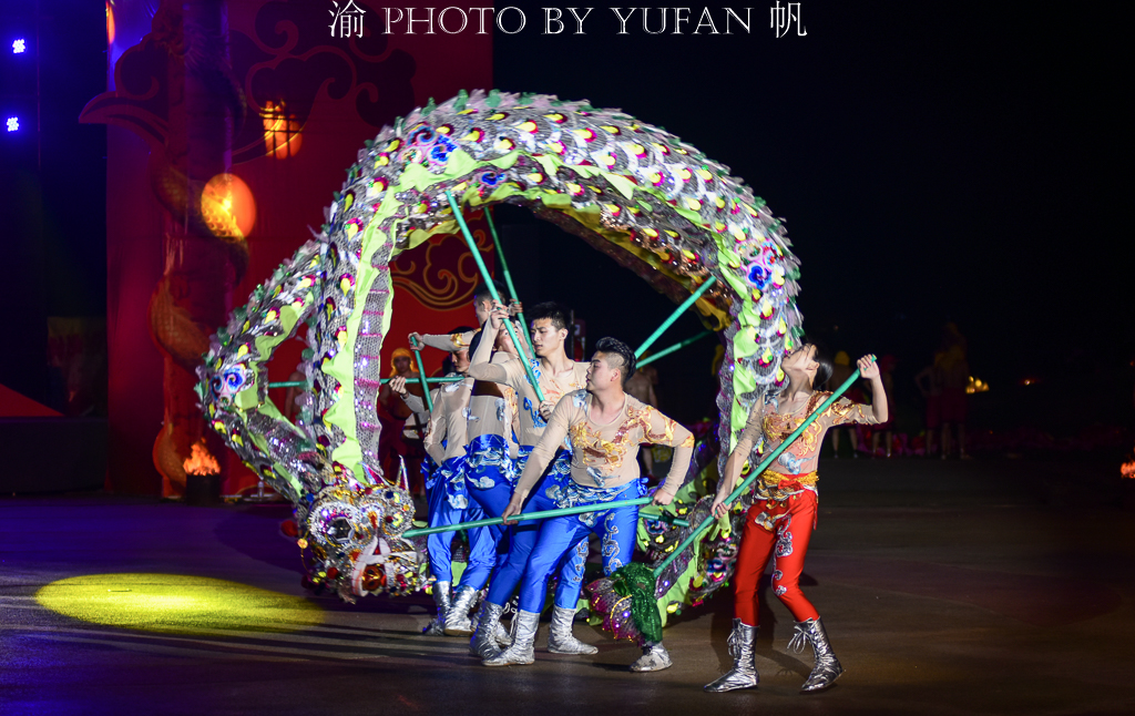 铜梁竞技龙，重庆十大文化符号之一，中国竞技水平最高的龙舞艺术