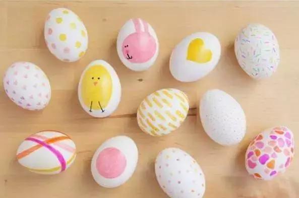 鸡蛋壳手工作品创意幼儿园,碎鸡蛋壳手工粘贴画动物图案