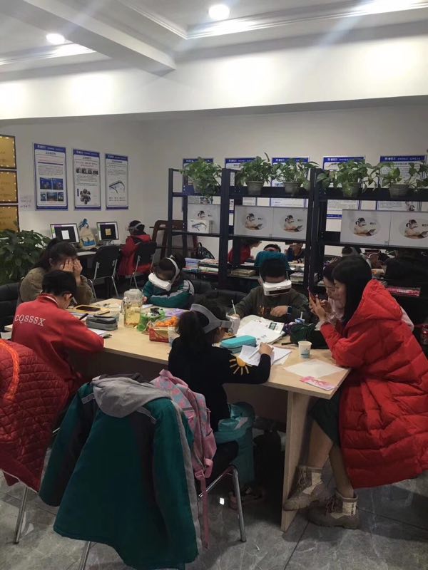 阳光治疗近视,儿童近视怎么恢复视力直播