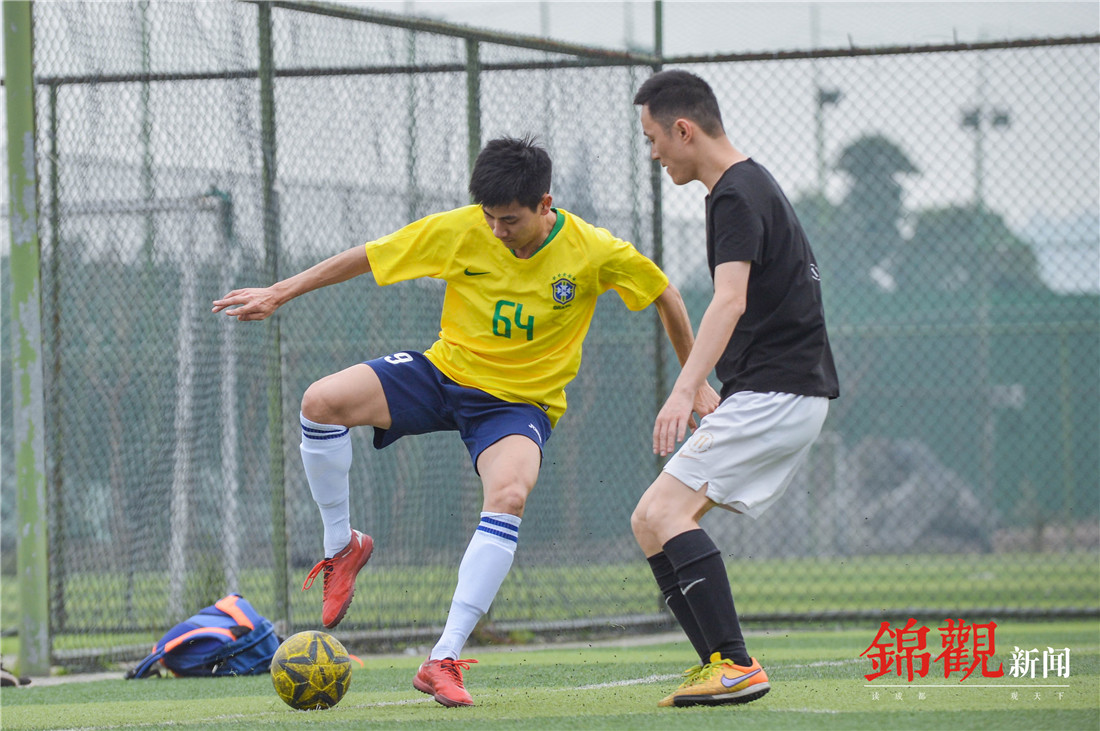 两大悬念破解“*党**报读者杯”行业精英八强球队出炉