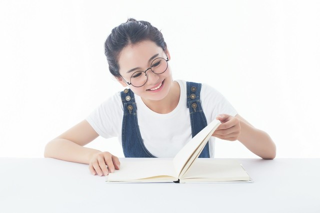 不会主动维持同事关系怎么相处,不会跟同事相处怎么办