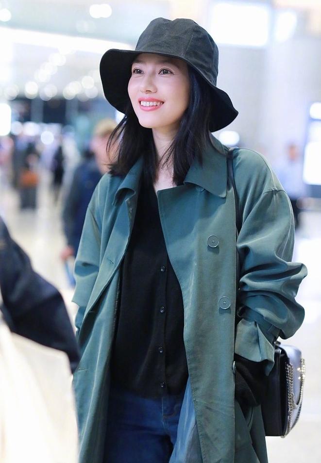 40岁高圆圆休闲穿搭,孙俪高圆圆练瑜伽