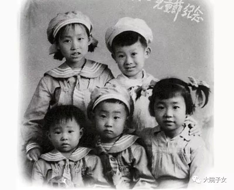 军旅女兵的故事,女兵探家