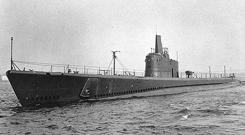 一艘传奇的潜艇，误打误撞侦察到一支舰队，但最后的战果却不如意