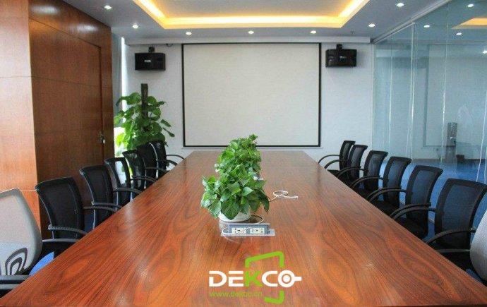 thinkpad笔记本投影仪接口,thinkpad无线投屏到电视