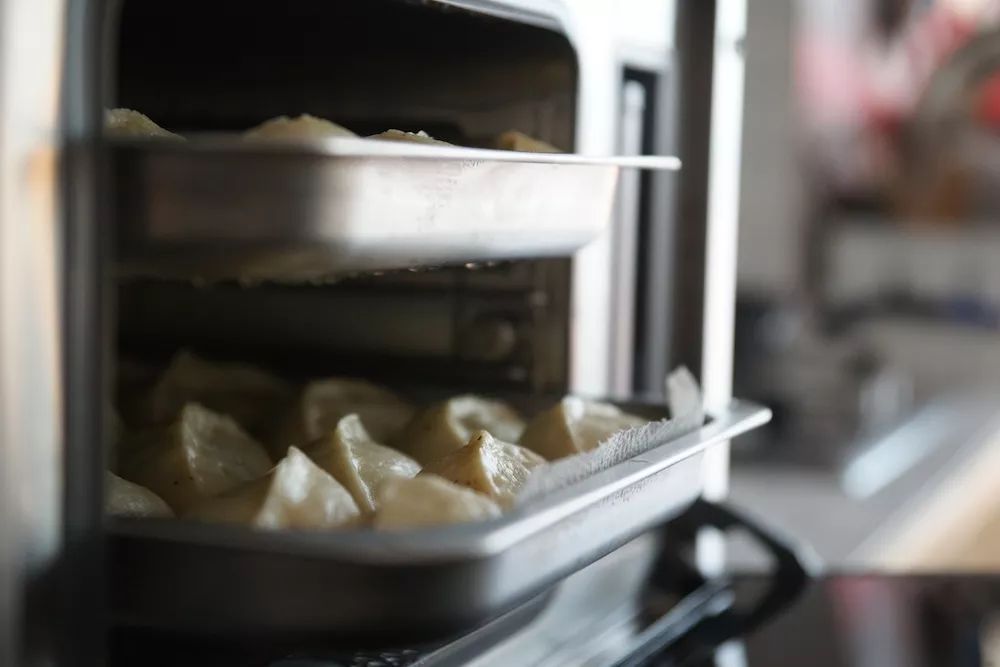 用水泥砌橱柜,用粘土捏一个好看的柜子