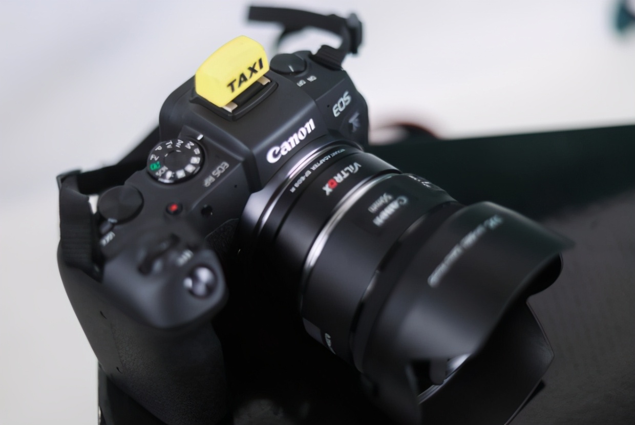 腾龙70-210mm佳能,佳能24-70ii对比腾龙24-70g2