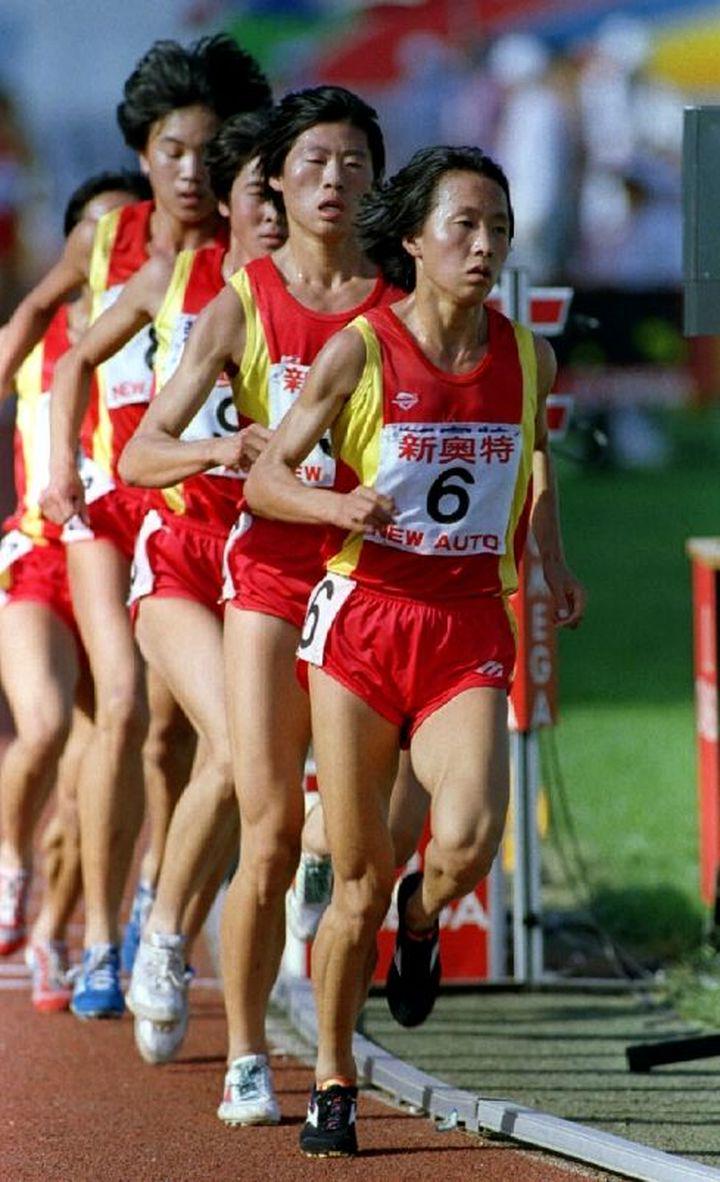 世界冠军王军霞现在的状况,奥运冠军王军霞破纪录了吗