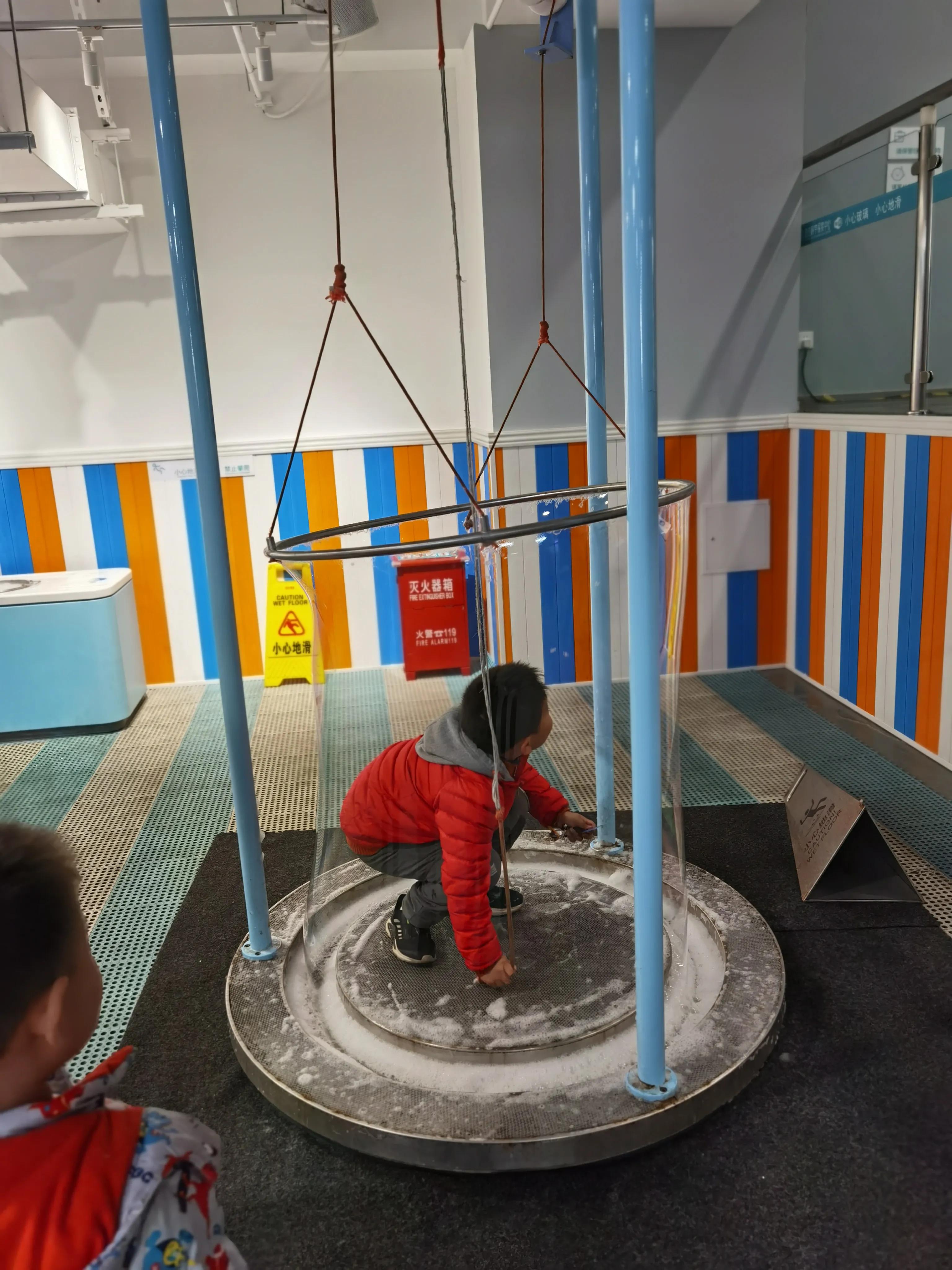 青岛海信科学探索中心一楼,青岛海信科学探索中心视频