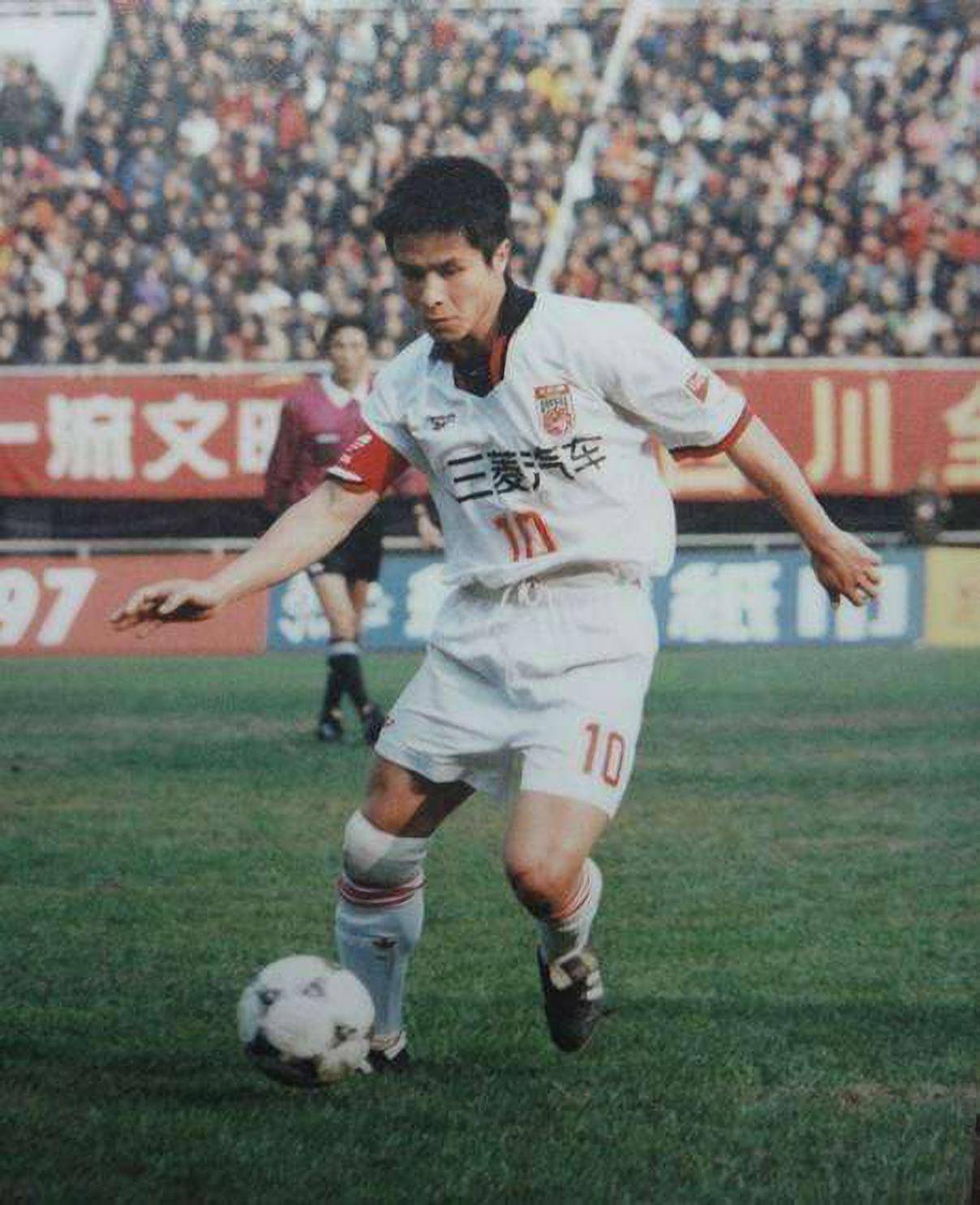 主教练彭伟国,中国足球球员彭伟国