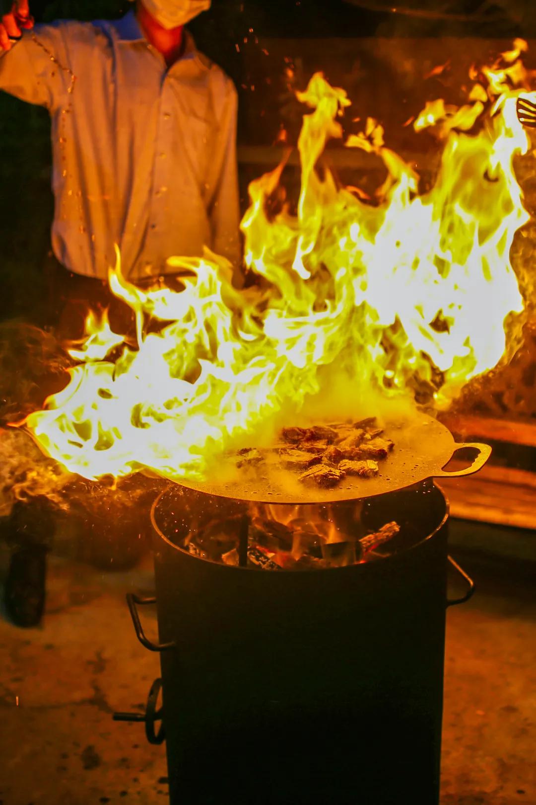 住进超梦幻玻璃星球，体验“全国最有文化特色必睡民宿”，还有网红露营地等你来！