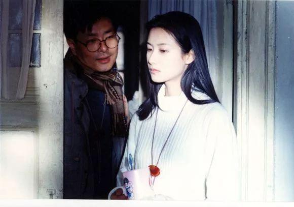 8大“海岩女郎”现状：有人幸福美满，有人嫁伪豪门老公负债过亿