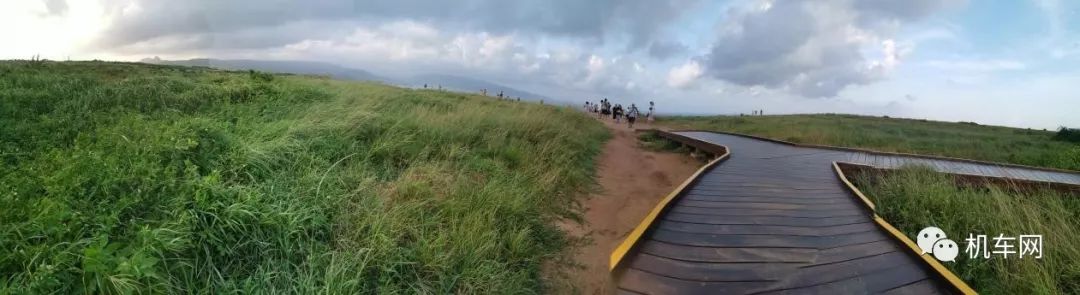 骑着小踏板去越野,骑着小踏板去兜风