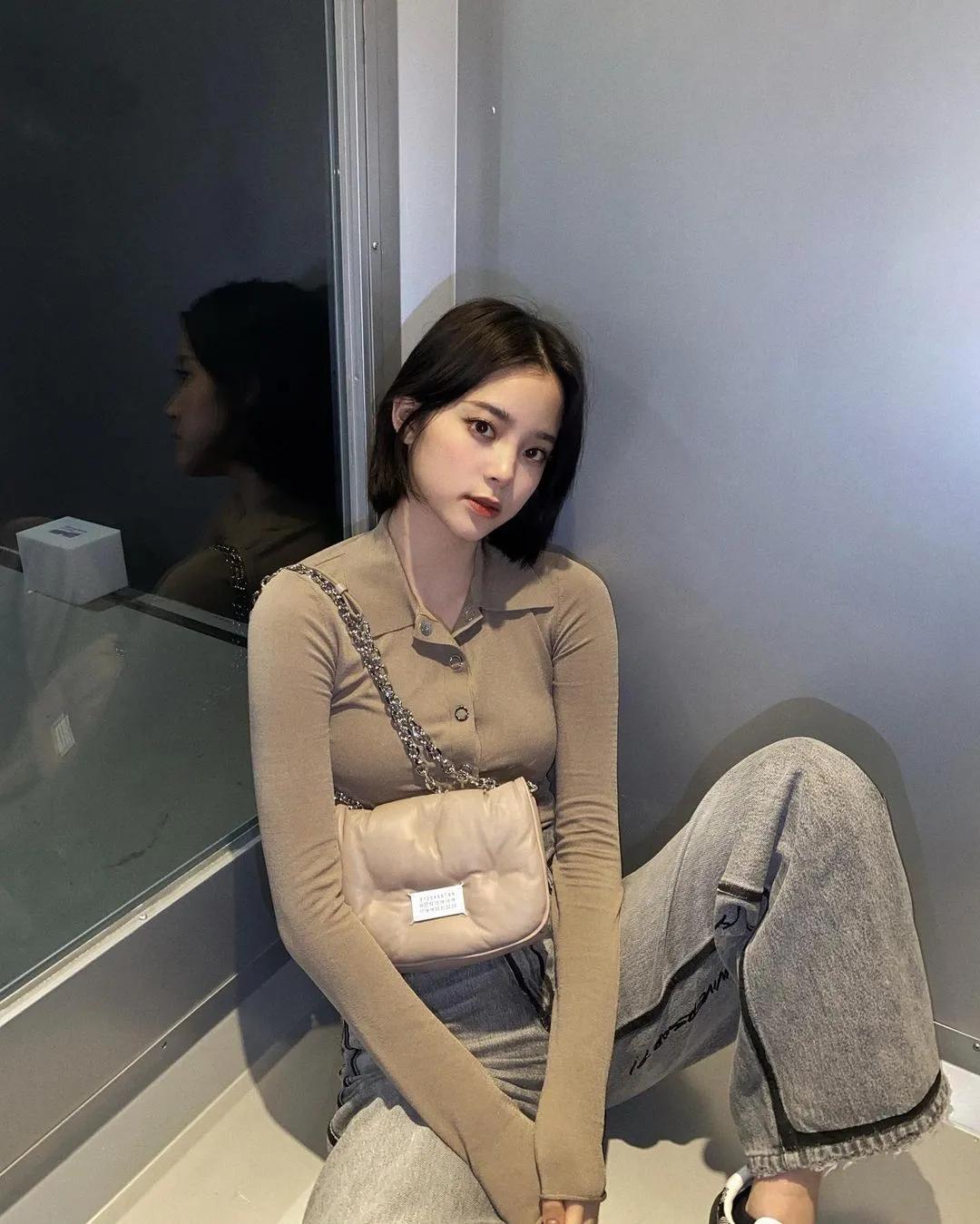 明星同款针织衫日常穿搭,秋天衣服推荐女毛衣