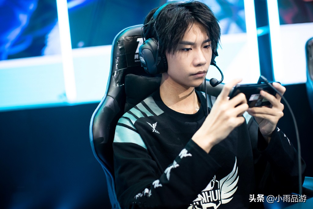 蓝柚回归ag,bfg电子竞技俱乐部蓝柚