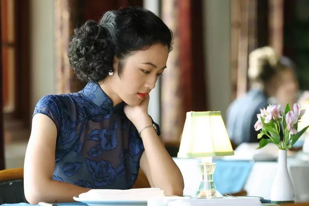 张爱玲三观比较正的一段话,张爱玲曾说态度和细节就是答案