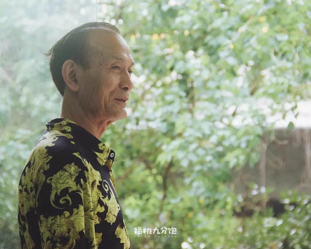 王宝强吃面道士下山,道士下山吃面图片